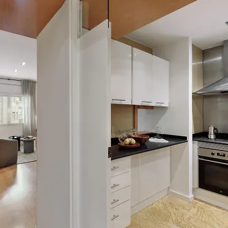 Medes - 2 Bedrooms In Sant Gervasi Apartament Barcelona
