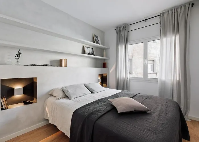 Medes - 2 Bedrooms In Sant Gervasi *