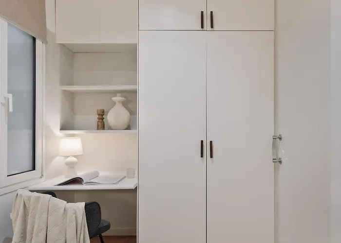 Medes - 2 Bedrooms In Sant Gervasi * Барселона